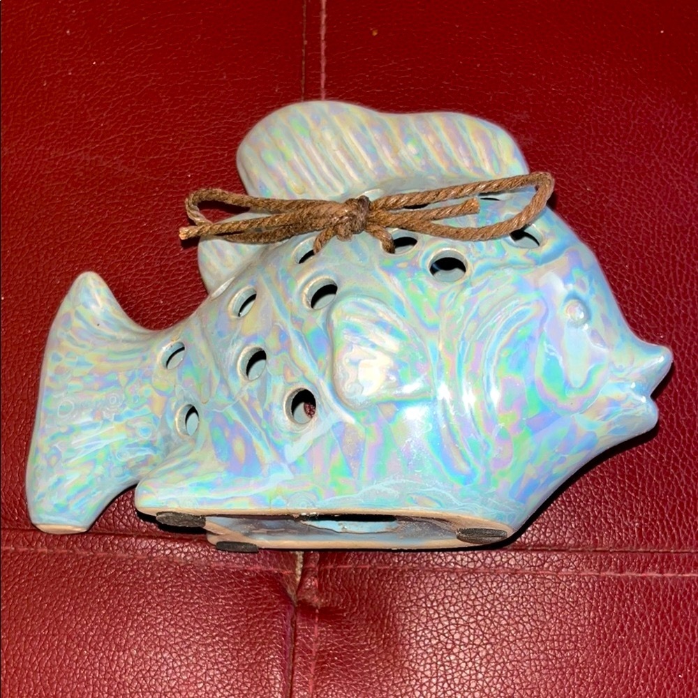 Ceramic Fish Water Pressure Ornament - Iridescent Blue